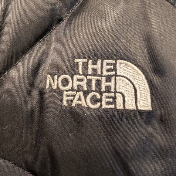 The North Face 550 Down Quilted Coat Black Winter Snow Ski Warm Layer - Size M - Picture 8 of 11